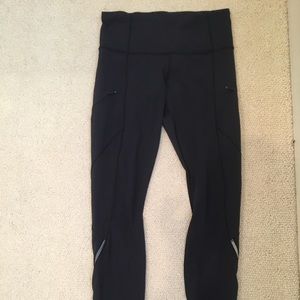 Lululemon cadence crusher tight brushed size 6